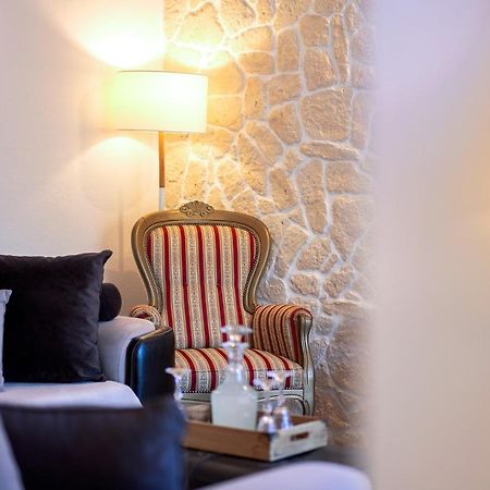 Villa Capitis In The Center- Luxury Apartment With Swimming Pool Хвар Екстер'єр фото