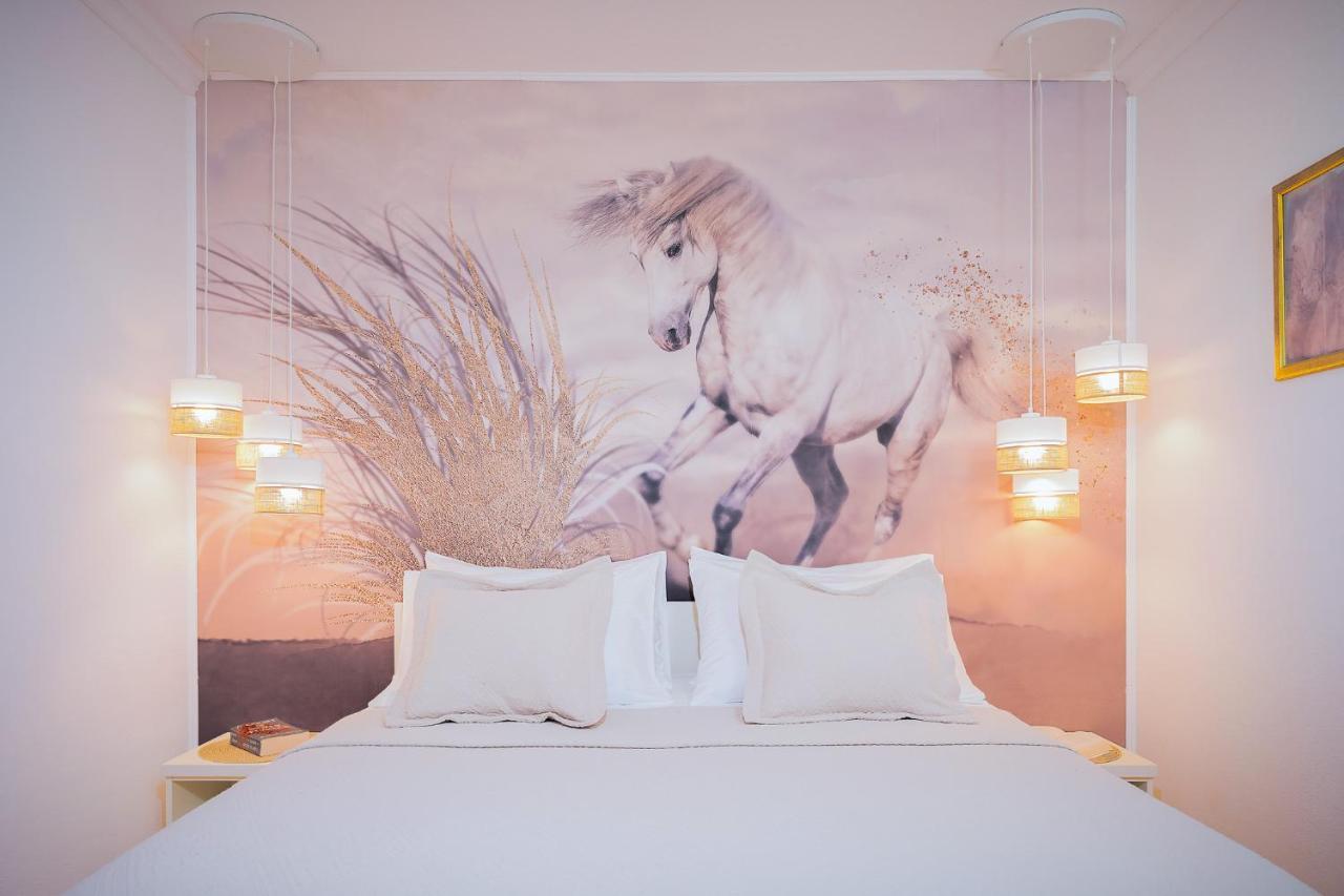 Villa Capitis In The Center- Luxury Apartment With Swimming Pool Хвар Екстер'єр фото